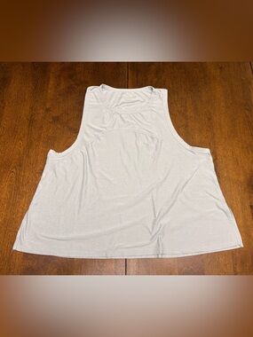 Old Navy Active Cloud 94 Soft Loose Fit Racerback Tank